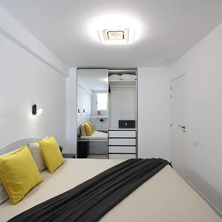 Апартаменты Luxury Copacabana With Panoramic View Адехе